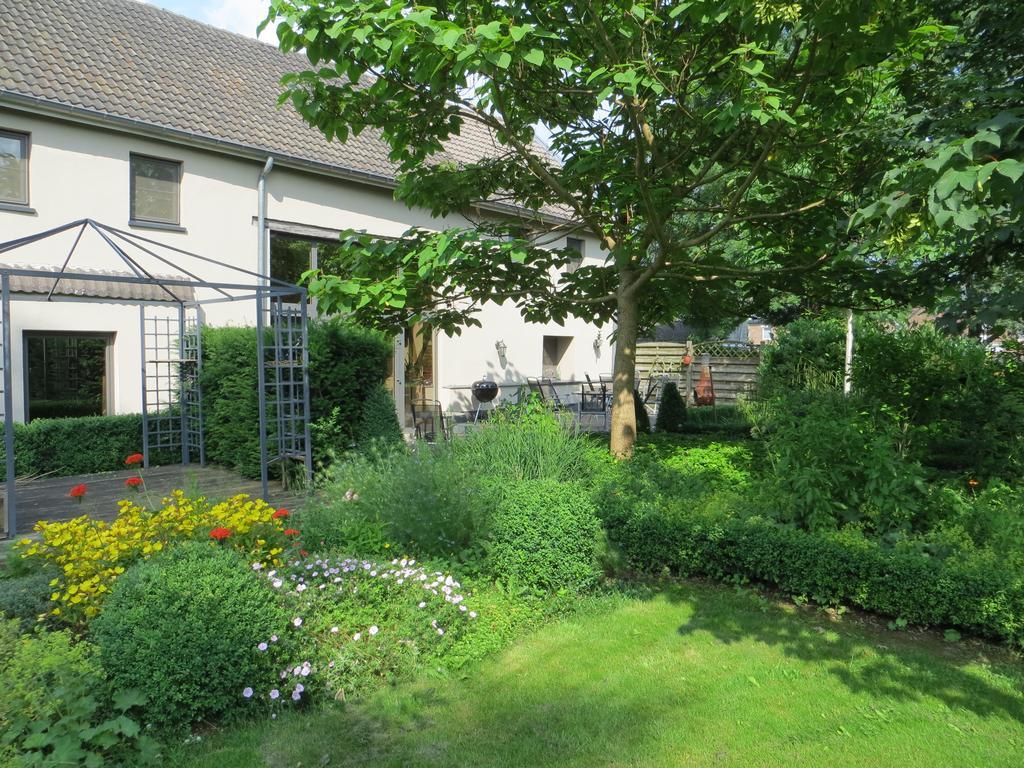 De Aventurijn Bed & Breakfast Riemst Exterior photo